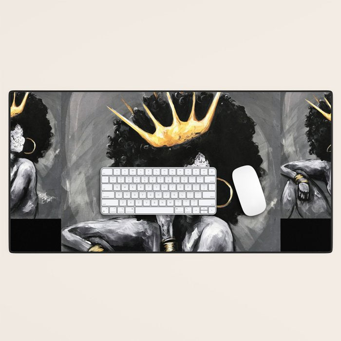 Naturally Queen VI Desk Mat Gallery Image 1