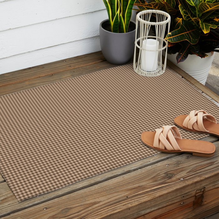 Cozy Amberlight Coffee Gingham Check Outdoor Rug Gallery Image 2