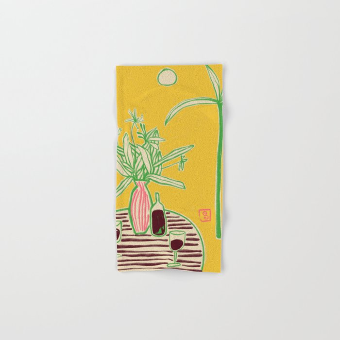 CONVERSATION BY THE SEA Bath Towel Gallery Image 1