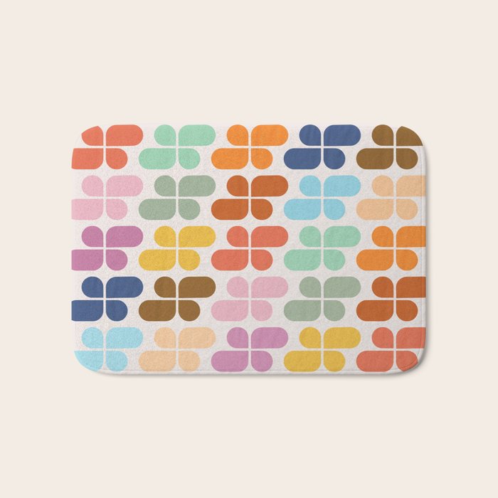 Retro Shapes Geometry Pattern Bath Mat Gallery Image 1