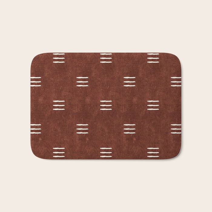 triple dash - rust Bath Mat Gallery Image 1