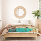 They've arrived! (UFO) Duvet Cover Gallery Image 3