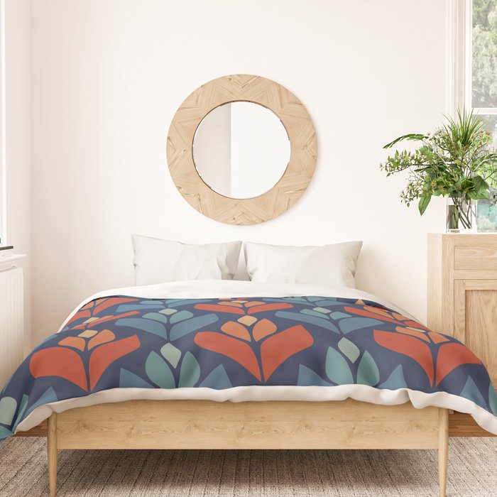 Blue & Red Retro Trefoil Pattern Duvet Cover Gallery Image 3