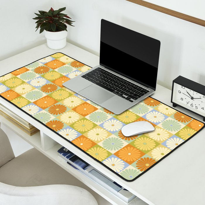 Retro Flowers Check Pattern XXVIII Desk Mat Gallery Image 2