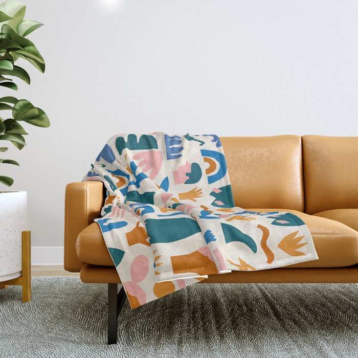 Vaya a la playa Throw Blanket Gallery Image 1