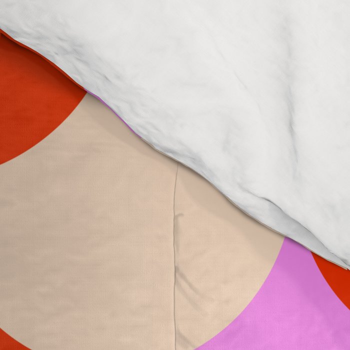 Scale Pattern / Art-deco - Pink, Red and Cream White Comforter Gallery Image 4