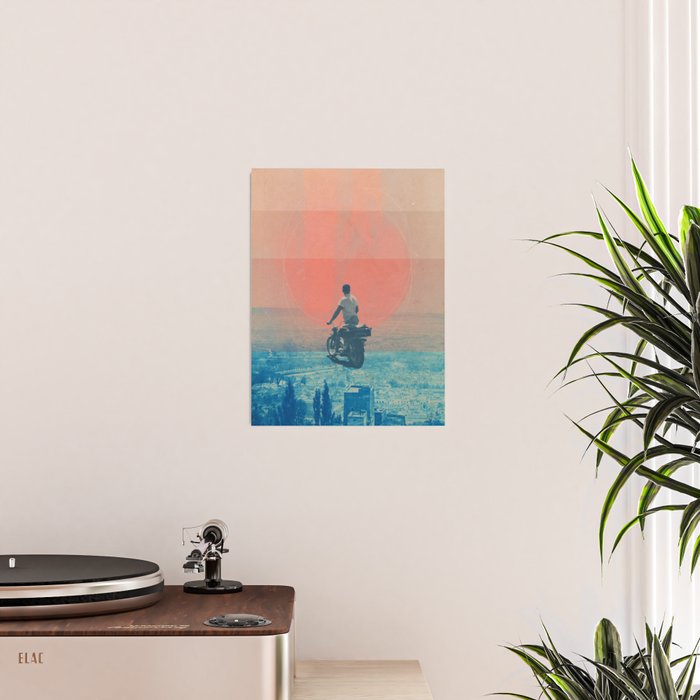 Looking right into the Eye of the Summer Poster Gallery Image 2