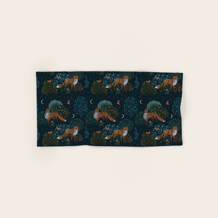 Forest Foxes Bath Towel Gallery Image 1