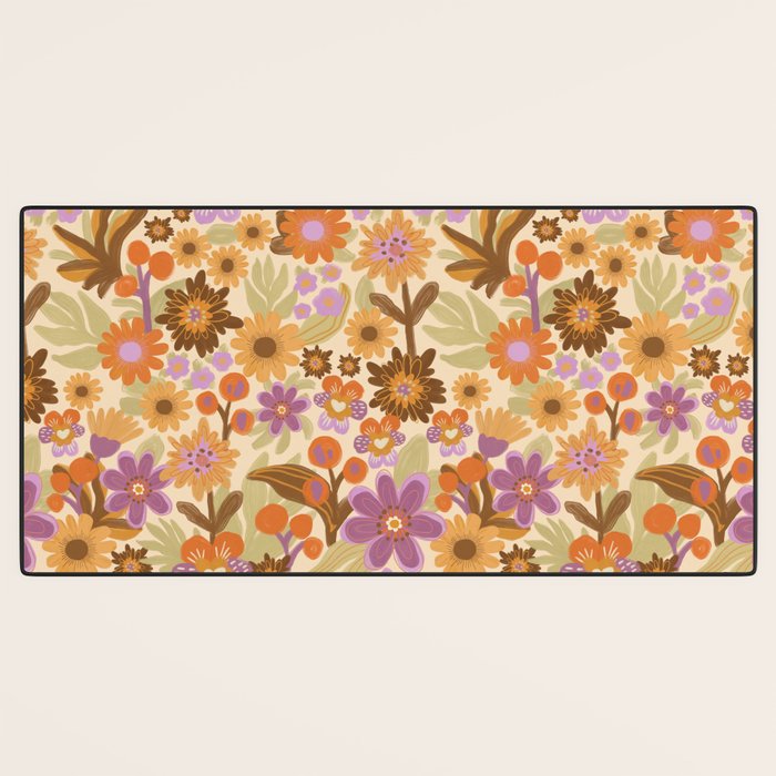 Flower power II Desk Mat Gallery Image 3