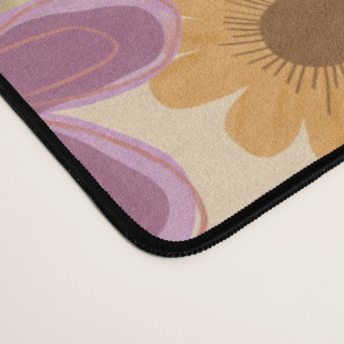 Flower power II Desk Mat Gallery Image 4