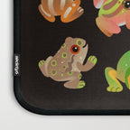 Tree frog - dark Laptop Sleeve Gallery Image 3