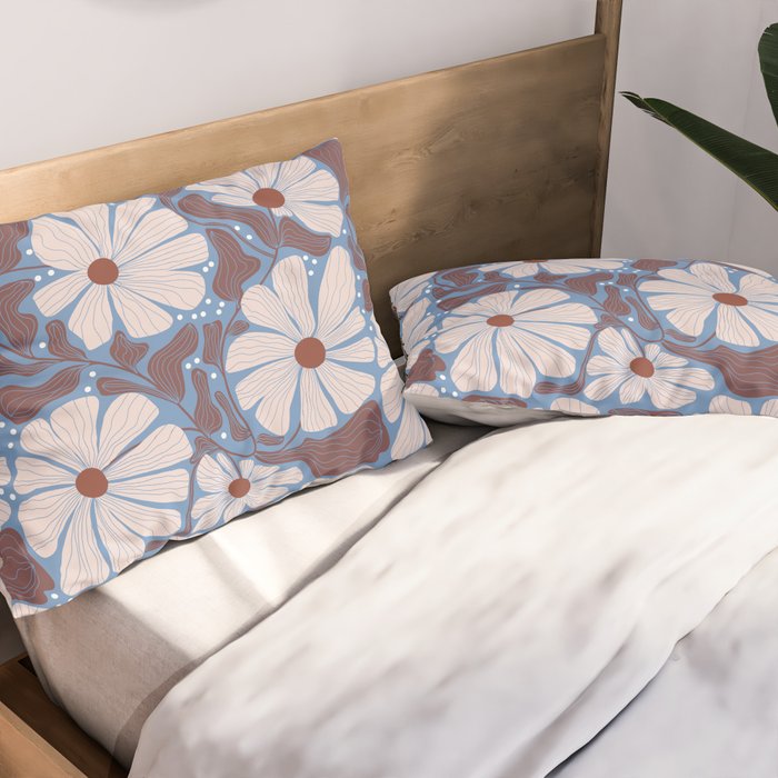 Retro modern white daisies illustration  Pillow Sham Gallery Image 2