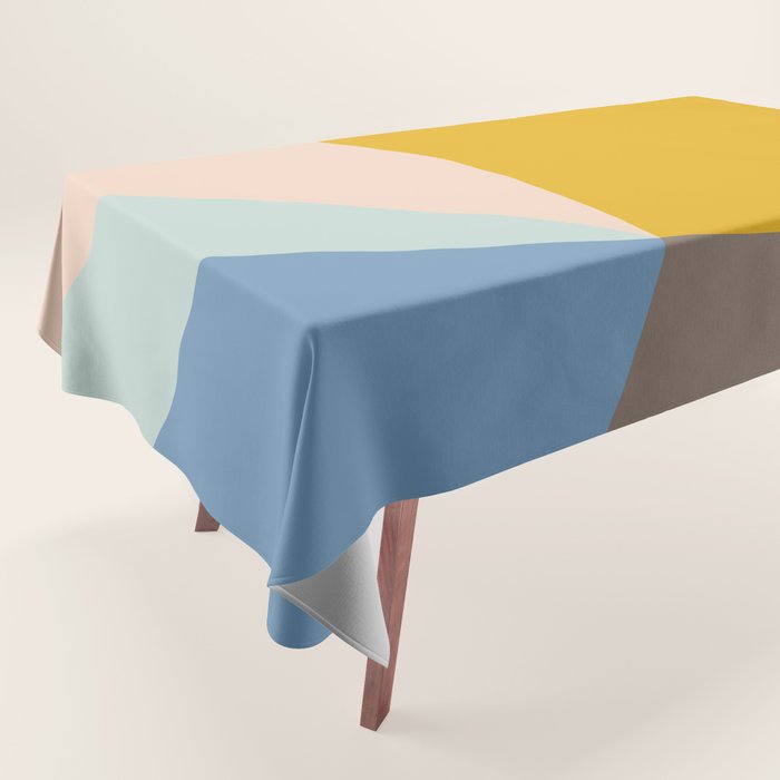 Organic Overlap Tablecloth Gallery Image 1