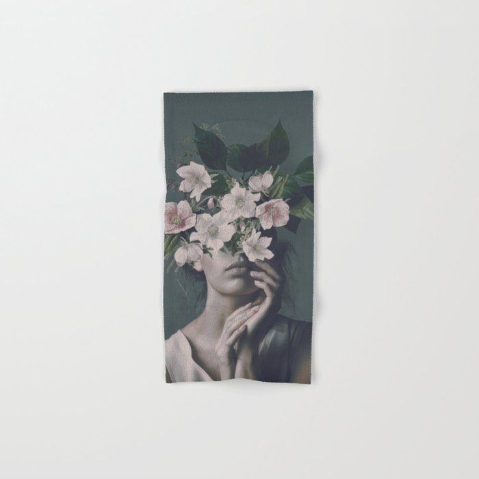 Bloom 22 Bath Towel Gallery Image 1