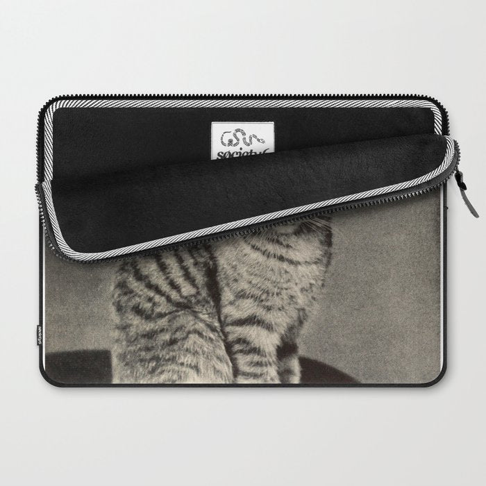 Holy Moly cat Laptop Sleeve Gallery Image 2