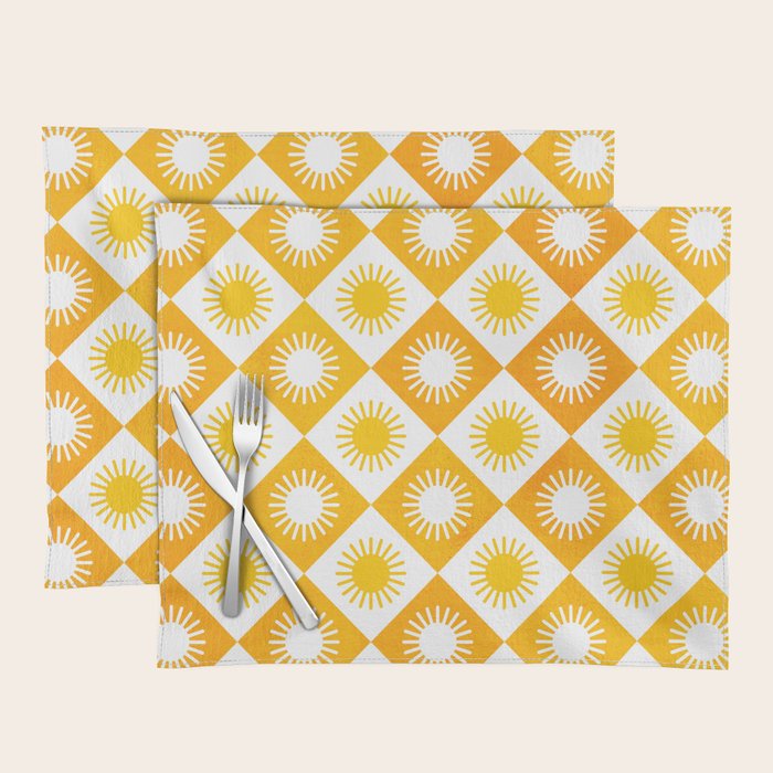 Retro Checkered Yellow Sun Pattern Placemat Gallery Image 1