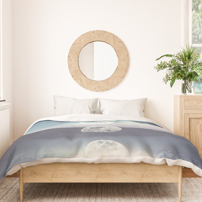 Rising Moon Duvet Cover Gallery Image 3