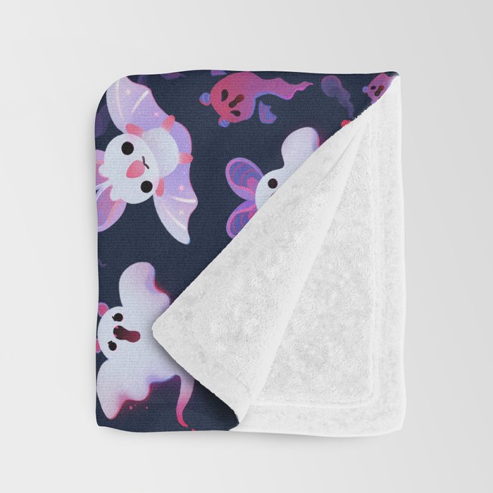 Ghost bat Throw Blanket Gallery Image 3