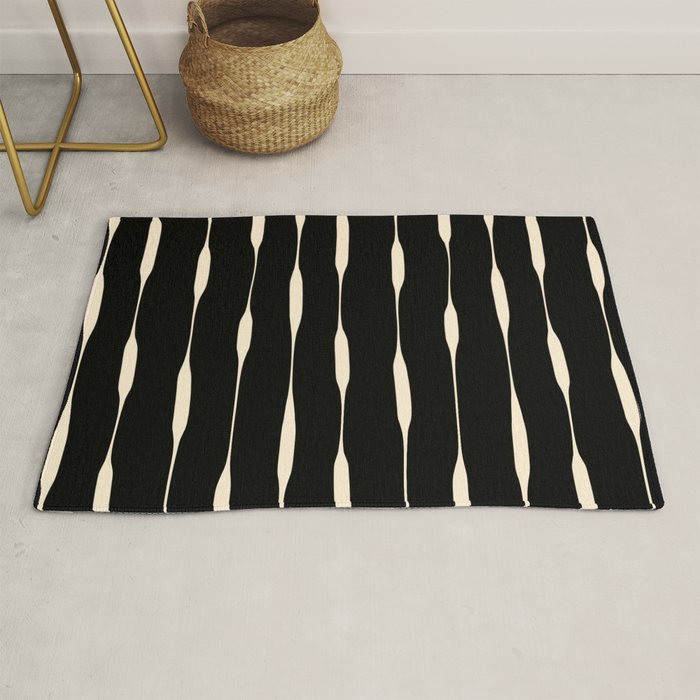 Threaded Stripes Painted Pattern In Black And Cream Rug