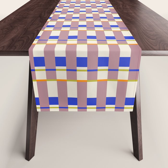 Overlap Jello Salad Table Runner Gallery Image 1