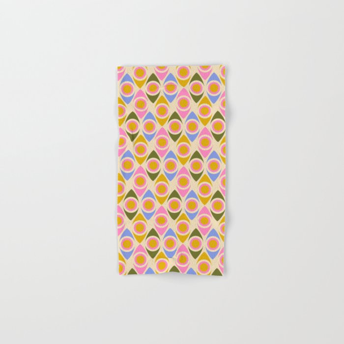 Mid century Modern Geo Pattern 1 Bath Towel Gallery Image 1