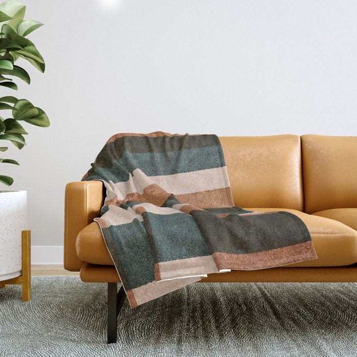 ABSTRACT ALPHABET / Decorative L Throw Blanket Gallery Image 1