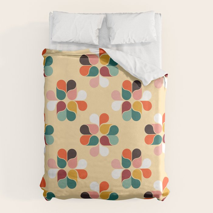Retro geometry pattern no2 Duvet Cover Gallery Image 6