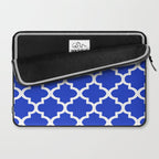 White Quatrefoil Pattern Outline With Royal Blue Background Laptop Sleeve Gallery Image 2