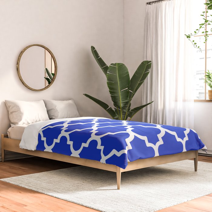 White Quatrefoil Pattern Outline With Royal Blue Background Comforter Gallery Image 2