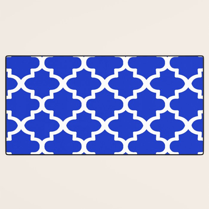 White Quatrefoil Pattern Outline With Royal Blue Background Desk Mat Gallery Image 3
