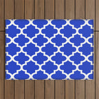 White Quatrefoil Pattern Outline With Royal Blue Background Outdoor Rug Gallery Image 1