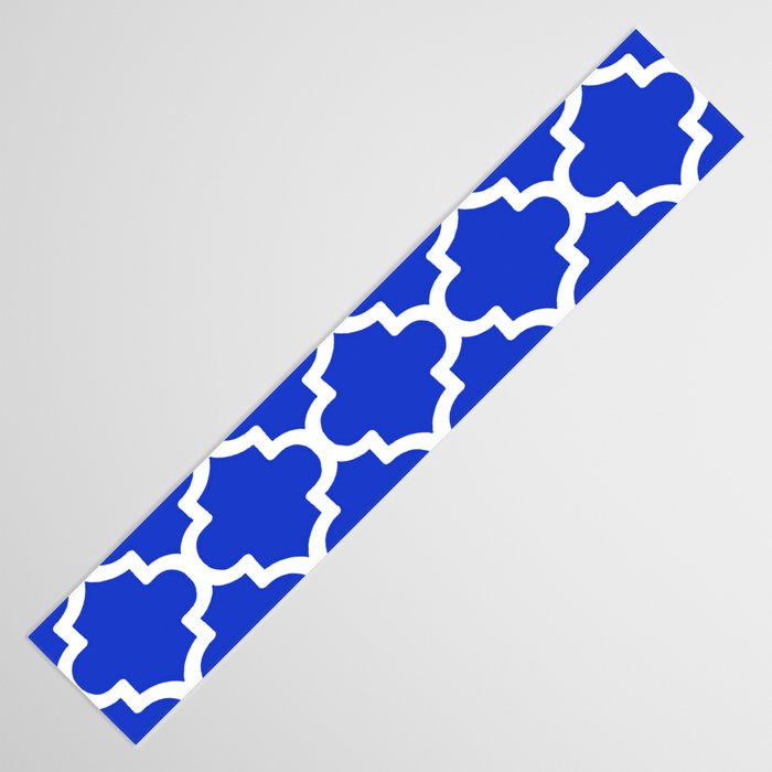 White Quatrefoil Pattern Outline With Royal Blue Background Table Runner Gallery Image 3