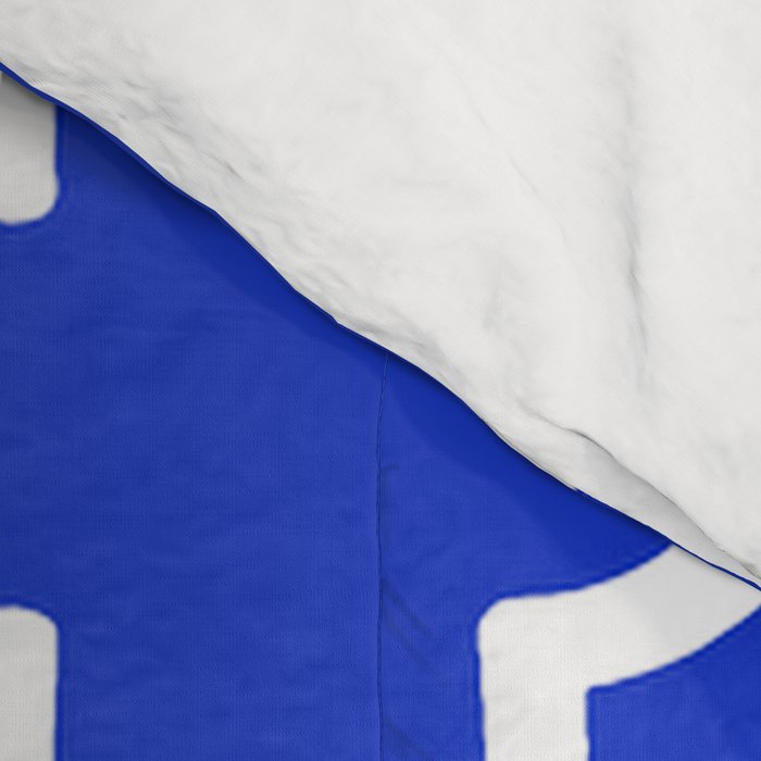 White Quatrefoil Pattern Outline With Royal Blue Background Comforter Gallery Image 4