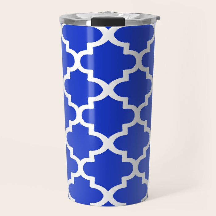 White Quatrefoil Pattern Outline With Royal Blue Background Travel Mug Gallery Image 1