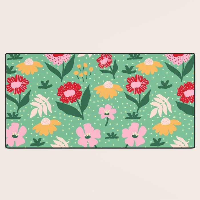 Summer Bloom - Flower e Leaves Desk Mat Gallery Image 3
