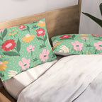 Summer Bloom - Flower e Leaves Pillow Sham Gallery Image 2