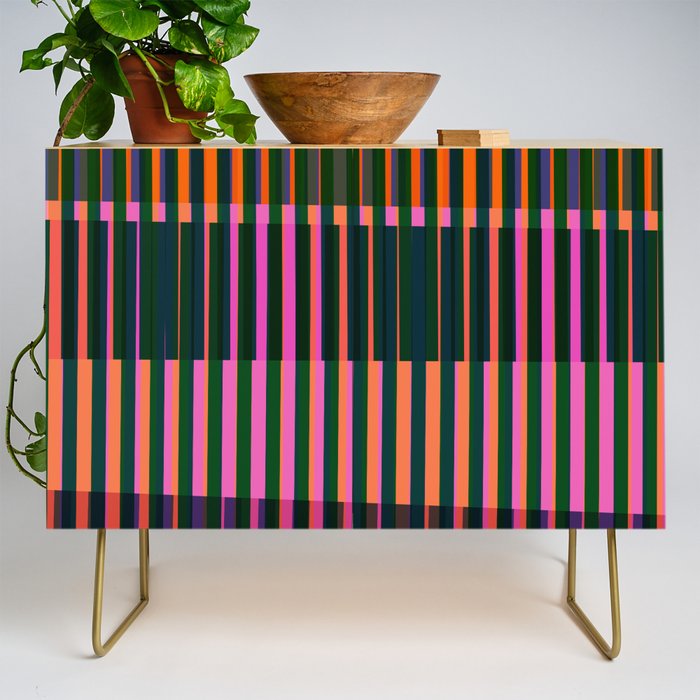 Lines 17 Credenza Gallery Image 1