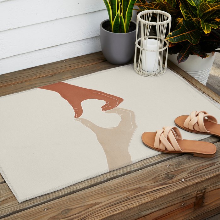 Heart Outdoor Rug Gallery Image 2