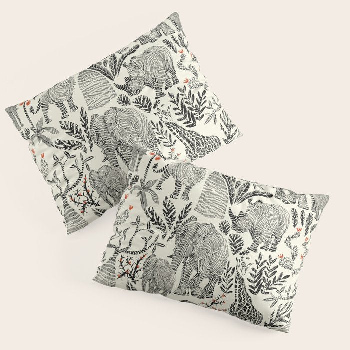 Wildlife Safari black ´n white Pillow Sham Gallery Image 3