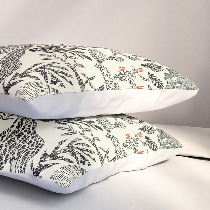 Wildlife Safari black ´n white Pillow Sham Gallery Image 3