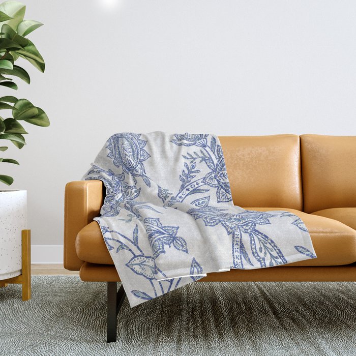 Oriental classic floral paisley - Delft Blue Throw Blanket Gallery Image 1