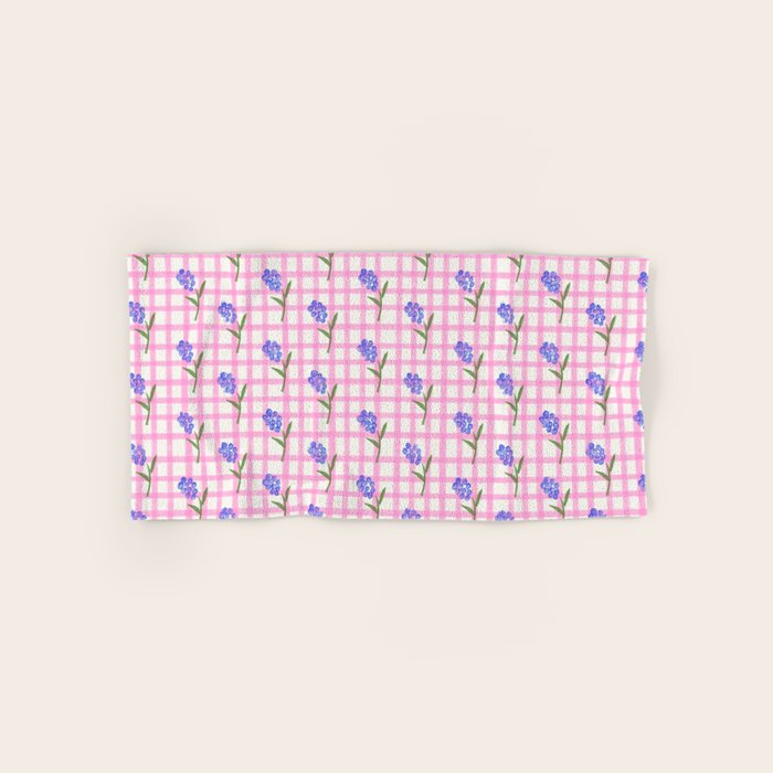 Picnic Flowers Bath Towel Gallery Image 1