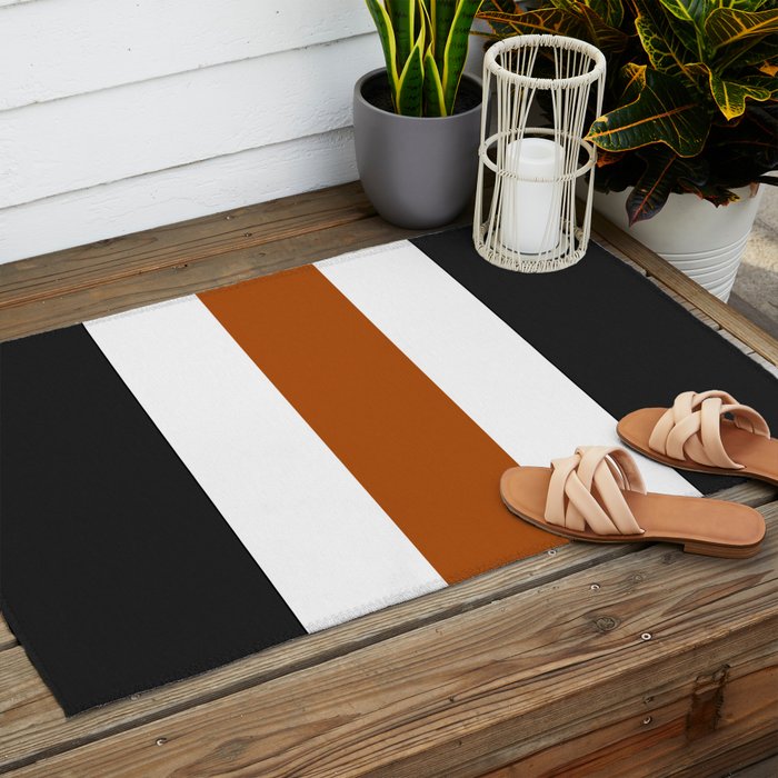 Accent (Black & Rust) Outdoor Rug Gallery Image 2