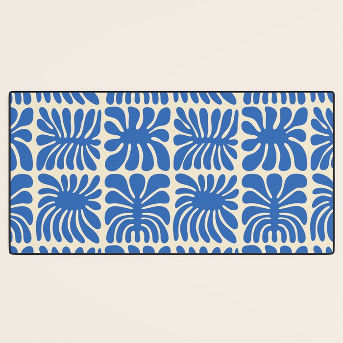 Abstract organic nature plant leaf pattern Desk Mat Gallery Image 3