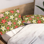 Poinsettia Pattern Pillow Sham Gallery Image 2