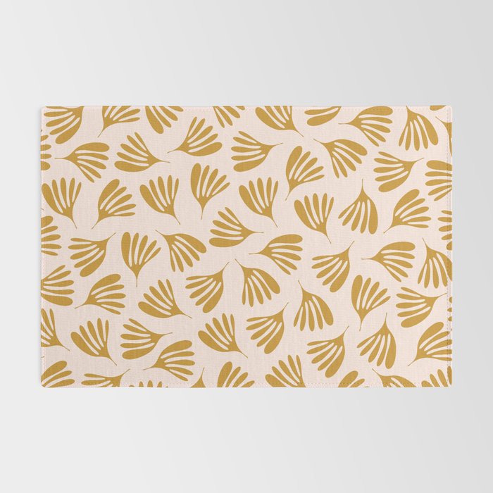 Pale Blush and Mustard Wispy Leaves Contemporary Pattern Rug Gallery Image 2
