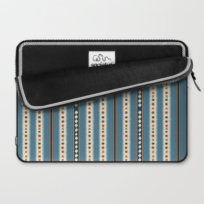 Vintage Woven Stripe - Cozy Heirloom Laptop Sleeve Gallery Image 2