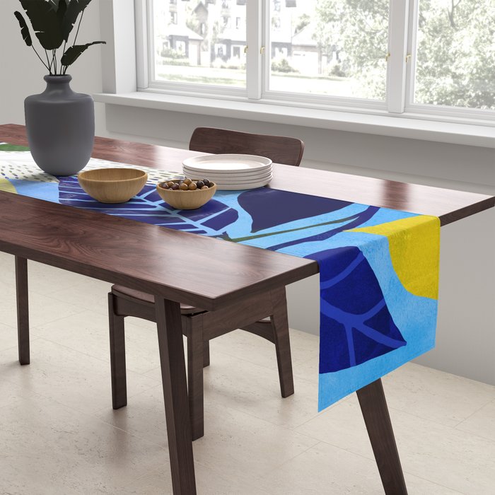 Whimsical Ivy Houseplant Table Runner Gallery Image 2
