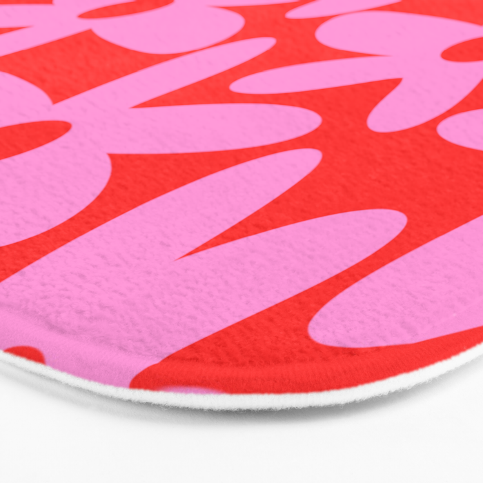 Daisy Time Floral Pattern in Preppy Pink and Red Bath Mat Gallery Image 3