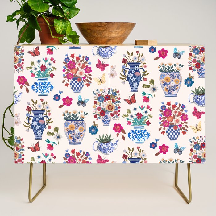 Nostalgic flower vases Credenza Gallery Image 1